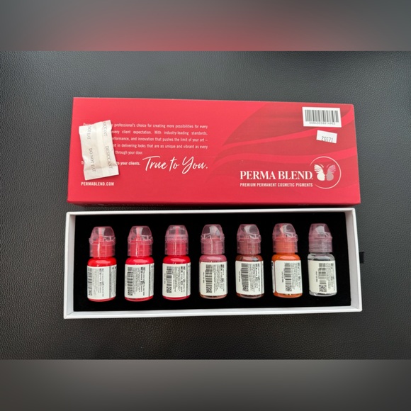 Perma Blend Sweet Lips Pigment Kit in French - Tina Davies - Picture 3 of 3